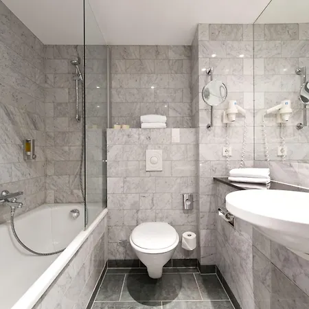 Numa Arc Aparthotel 4*