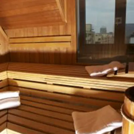 Aparthotel Numa Arc 4*